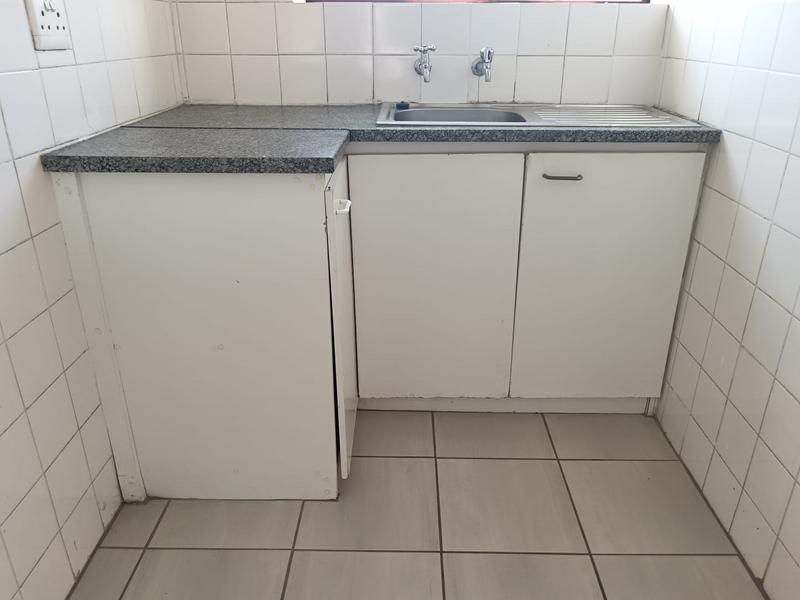 To Let 1 Bedroom Property for Rent in Windsor Park Western Cape